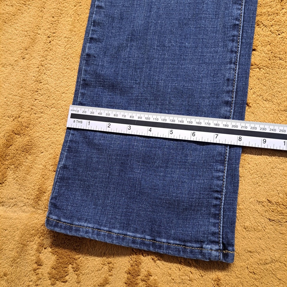 Levi's Classic Bootcut Jeans Womens 6M W28 L32 Blue Excellent Stretch Denim - Picture 8 of 14